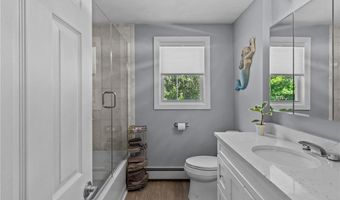 21 High Service Ave, North Providence, RI 02911