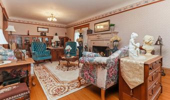 721 6th Ave E, Alexandria, MN 56308