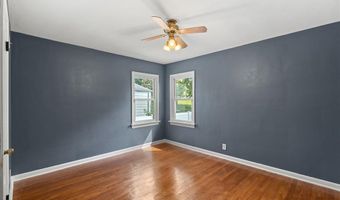 7616 Cheshire Ln, Affton, MO 63123