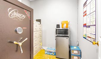 2771 Vista Pkwy 8, West Palm Beach, FL 33411