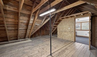 69 County Rd, Bourne, MA 02532