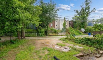 821 E JEFFREY St, Baltimore, MD 21225