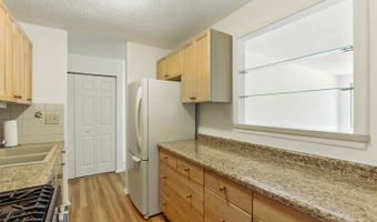 1207 S Old Wilke Rd 303, Arlington Heights, IL 60005