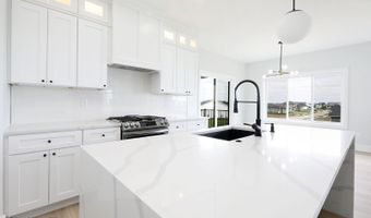 460 NE Monarch Dr, Polk City, IA 50226