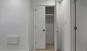 4 R St NW 4, Washington, DC 20001