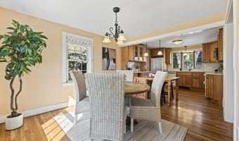 17 US Route One, Falmouth, ME 04105
