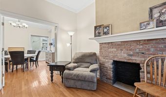110 S 13th St, Airville, PA 15203