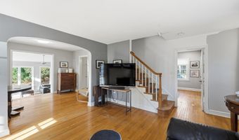 7908 W BOULEVARD Dr, Alexandria, VA 22308