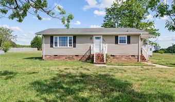 861 Creed Rd, Ararat, NC 27007