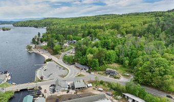6 E Side Dr, Alton, NH 03810