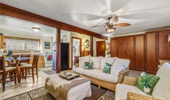 59-502 Kamehameha Hwy B, Haleiwa, HI 96712