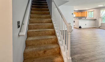 2820 Barclay Way, Ann Arbor, MI 48105
