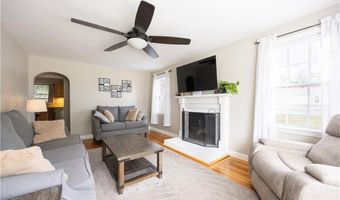 7 New Clark Rd, Cumberland, RI 02864
