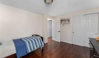 84 Hickory Dr, East Greenwich, RI 02818