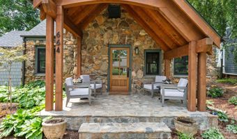 664 Lakeshore Dr, Asheville, NC 28804