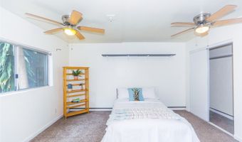 1423 Emerson St 105, Honolulu, HI 96813
