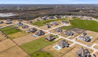 1040 Sugar Bars Dr, Lucas, TX 75002