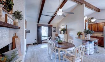 920 Highland Dr, Arkansas City, KS 67005
