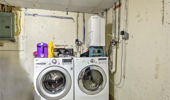 25 Sharon St 1, Cranston, RI 02910