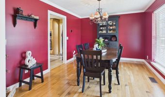 32 Diamond Dr, Barboursville, WV 25504
