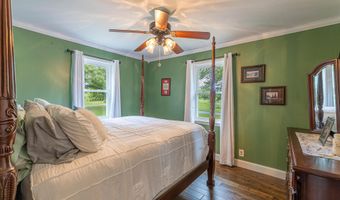 2001 Meadowlark Ln, Albertville, AL 35951
