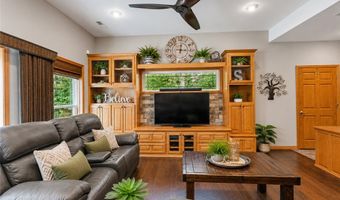 20 Syston Ln, Bella Vista, AR 72714