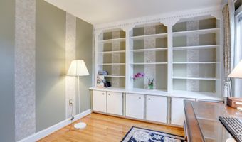 4918 SUNSET Ln, Annandale, VA 22003