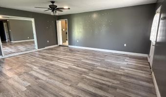 1359 Gloria Trl NE, Brookhaven, MS 39601
