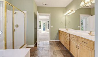 461 Holly St, Ashland, OR 97520