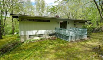 93 Vaughn Hill Rd, Bolton, MA 01740