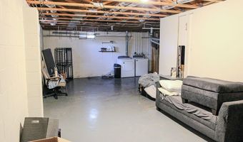 3422 West St, Ames, IA 50014