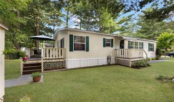 8 King Philip Rd, Coventry, RI 02816