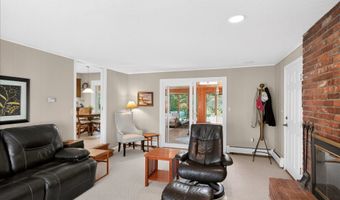 5 Shingle Mill Dr, Canton, CT 06019