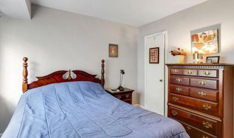 12203 ACADEMY Way 13, Rockville, MD 20852
