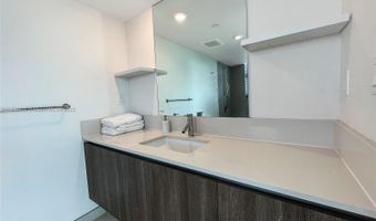 1025 92nd St 601, Bay Harbor Islands, FL 33154