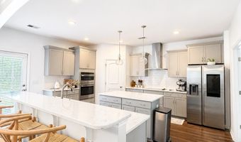 315 New Harvest Ln, Boiling Springs, SC 29316