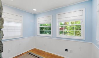 107 Van Rensselaer Blvd, Albany, NY 12204