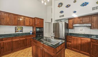 355 Kamalei Cir, Kahului, HI 96732