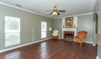 96 WINTERHAVEN Dr, Alabaster, AL 35007