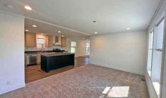 7055 Quarry Rd 201, Amherst, OH 44001