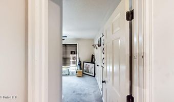 136 Westlake Dr, Brandon, MS 39047