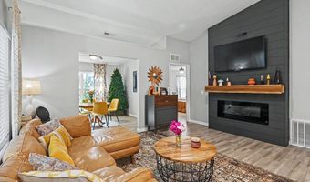 1547 Arrow Dr, Ashland, OH 44805