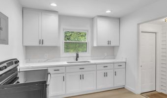 2318 S McDuffie St, Anderson, SC 29624