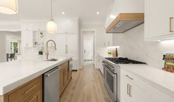 9512 FOREST Rd, Bethesda, MD 20814