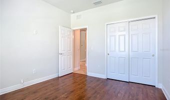 5440 SUNSET FALLS Dr, Apollo Beach, FL 33572