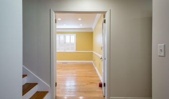 220 Lake Shore Dr, Alma, GA 31510