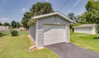 3616 Coronado Dr, Alton, IL 62002