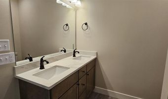 2707 Skyview Ln 2, Cody, WY 82414