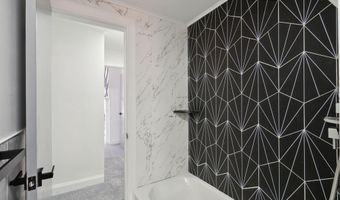 7 E OXFORD St, Philadelphia, PA 19125