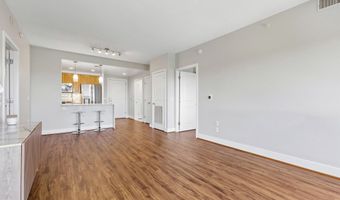 2001 15TH St N 509, Arlington, VA 22201